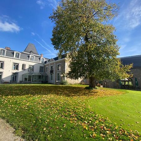 La Chambre Et Le Studio Du Chateau Du Golf De Bernalmont Liège Zewnętrze zdjęcie