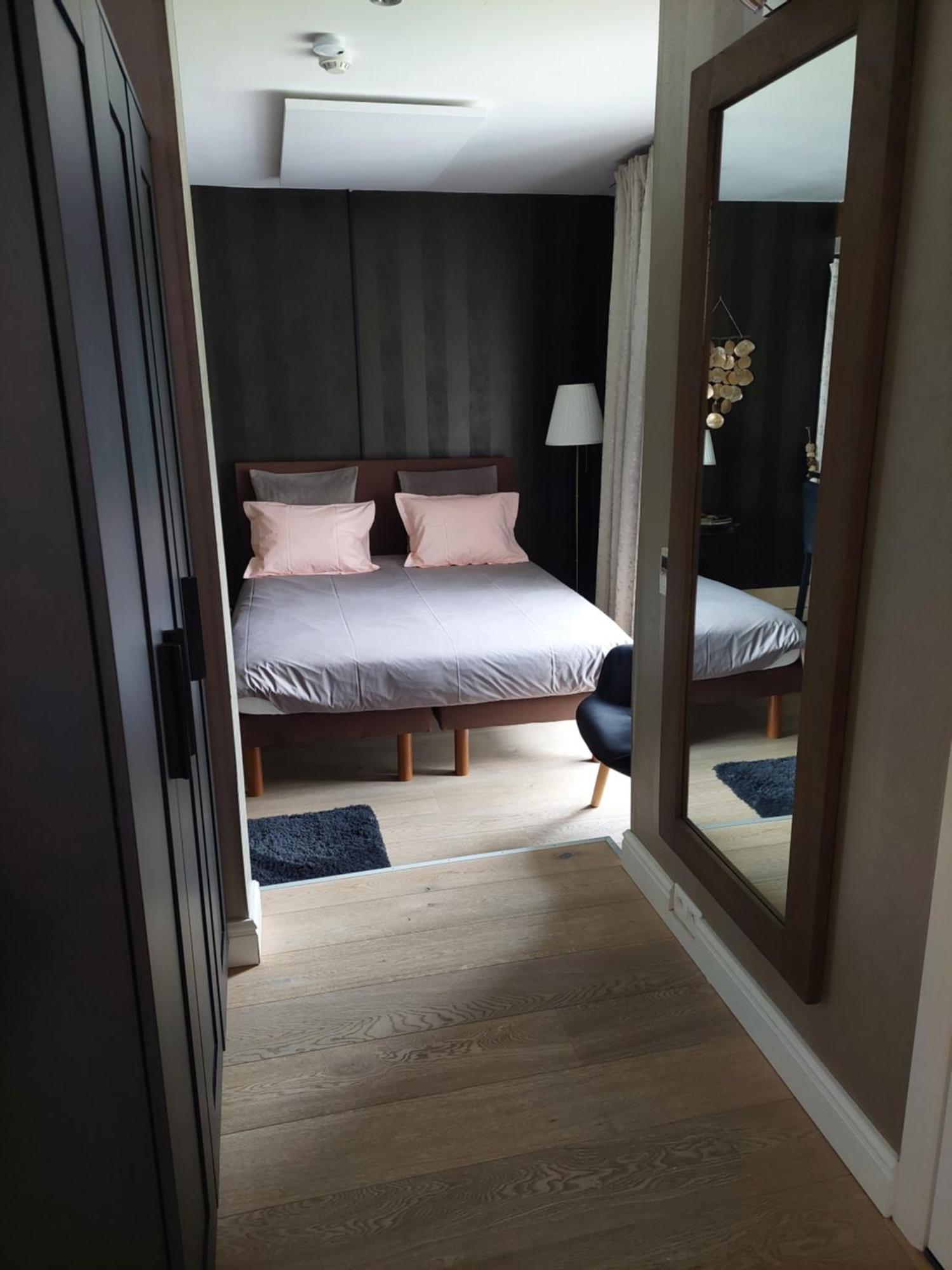 La Chambre Et Le Studio Du Chateau Du Golf De Bernalmont Liège Pokój zdjęcie
