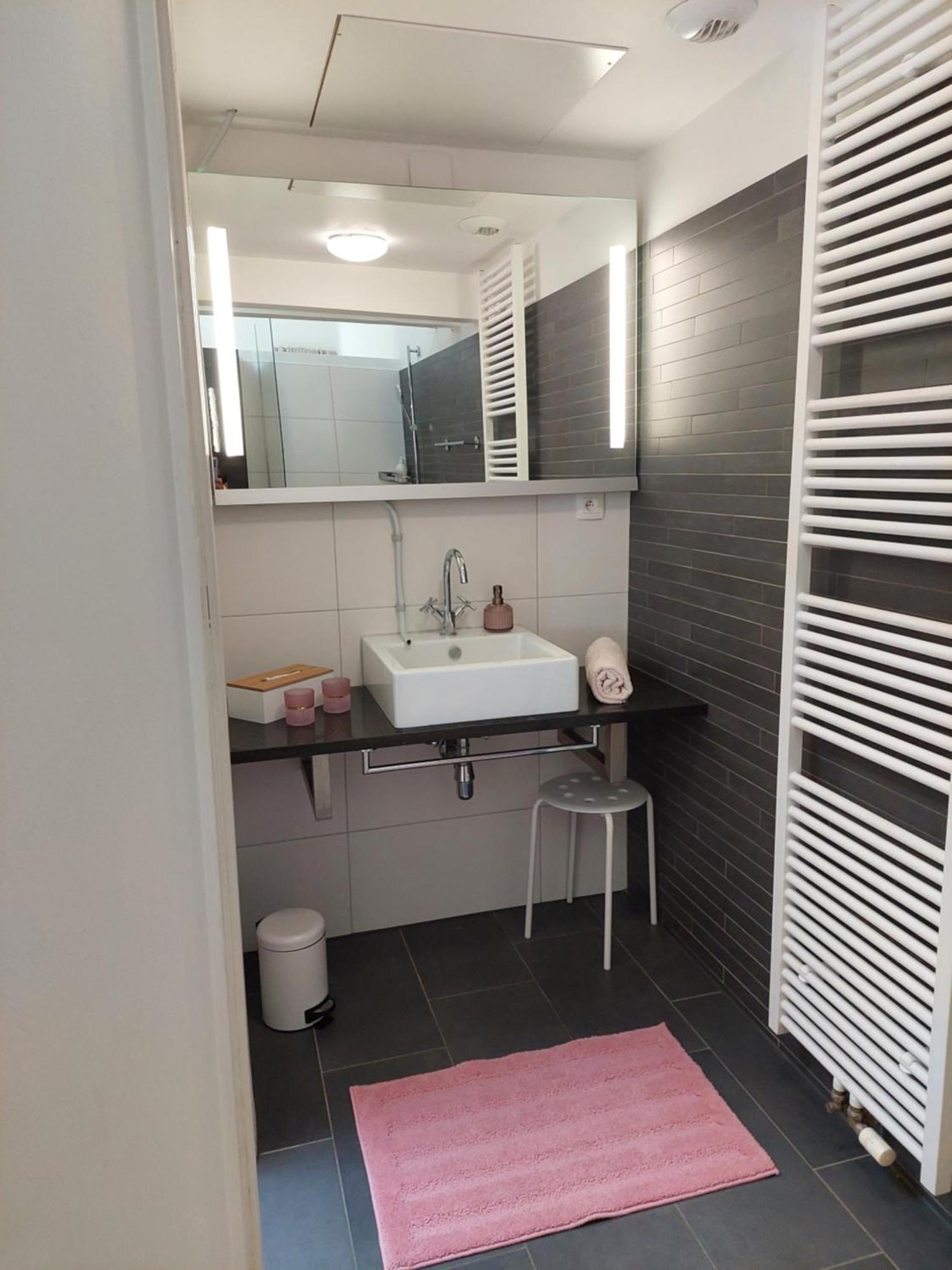 La Chambre Et Le Studio Du Chateau Du Golf De Bernalmont Liège Pokój zdjęcie